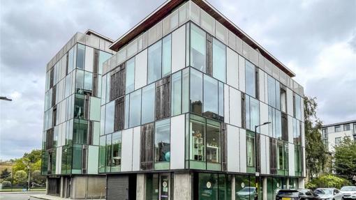 14606 BOR240157 L IMG 01 0000