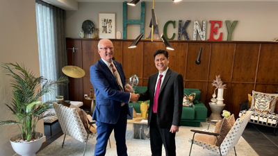 Cover Image Customer Service Blog